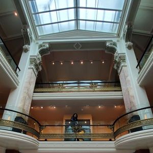 Meet your Posher, Nida